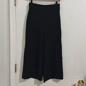 Black cropped Zara wide leg pant
